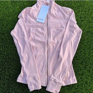 Lululemon Athletica Women's Light Pink Define Cropped Jacket